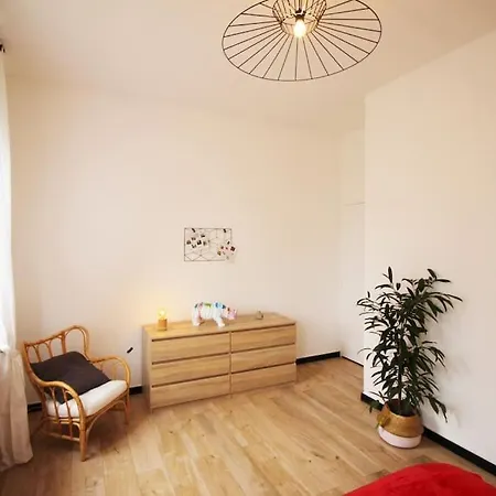 T2 Vue Sur Cathedrale Apartment *